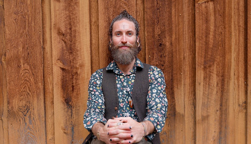 Food Therapy: Use Cravings As A Somatic Compass To Discover Your Unmet Needs with Luis Mojica