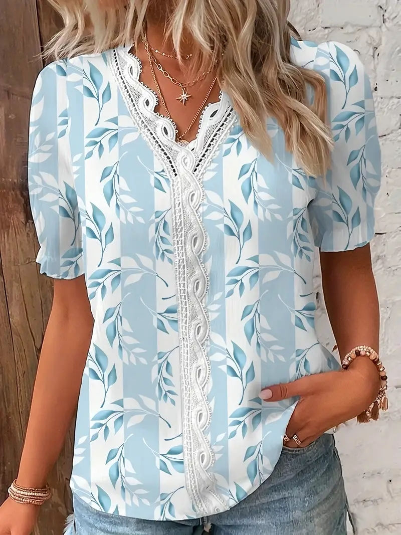 Thumbnail: Premium Lace-Trim Floral Boho Blouse