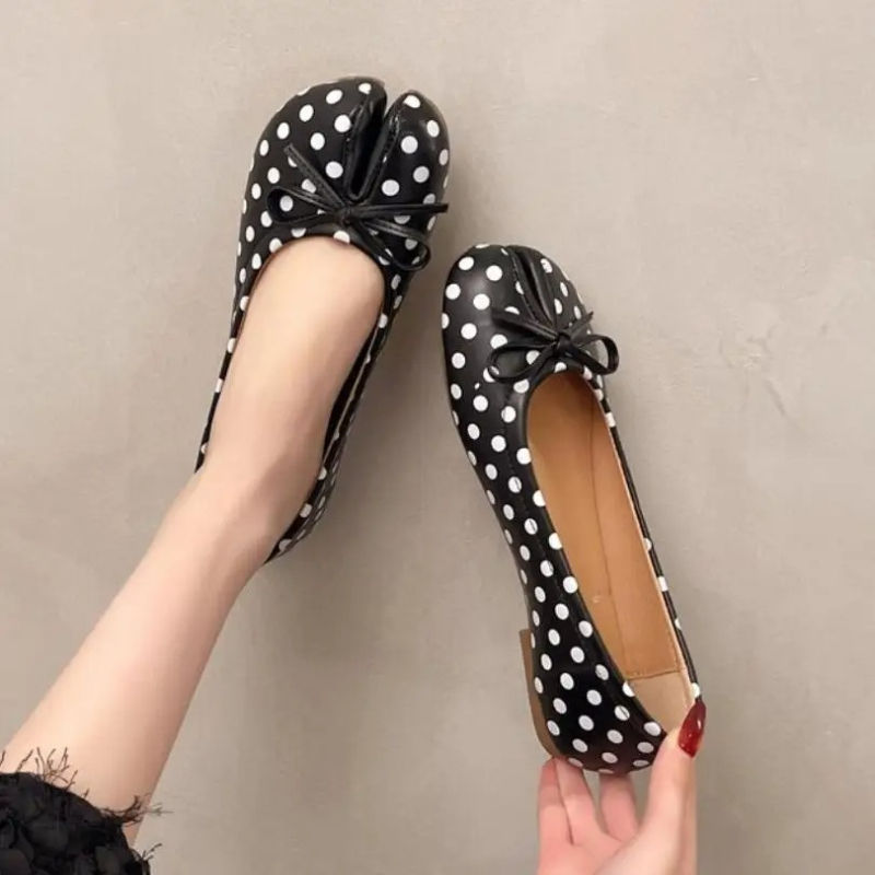 Thumbnail: Summer Women's Bowknot Flat Tabi Shoes