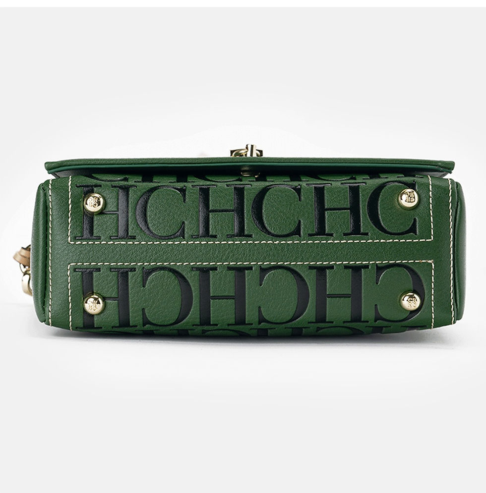 Thumbnail: Iconic Sophistication: The Statement Crossbody Bag Defining the Season