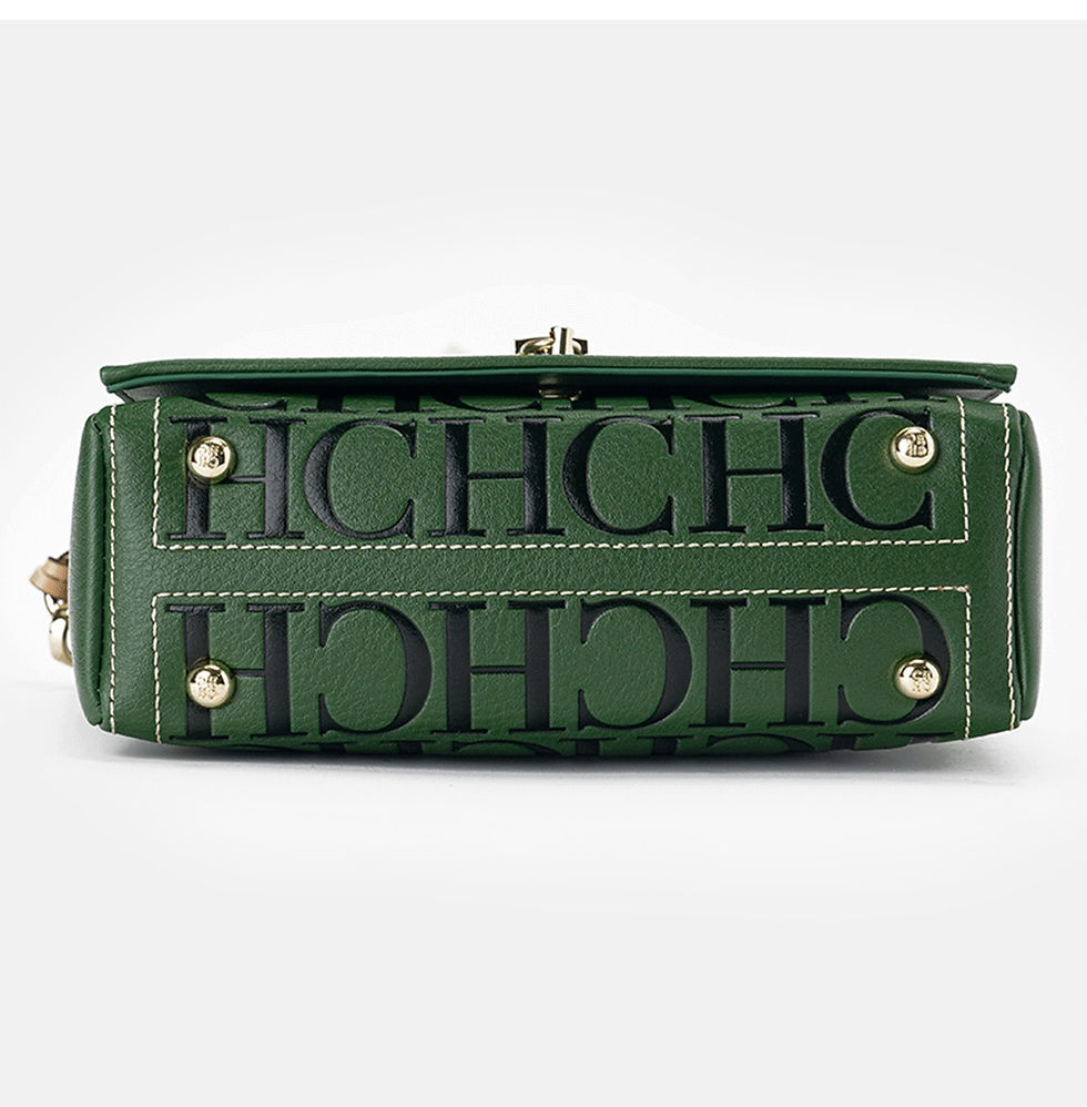 Thumbnail: Iconic Sophistication: The Statement Crossbody Bag Defining the Season