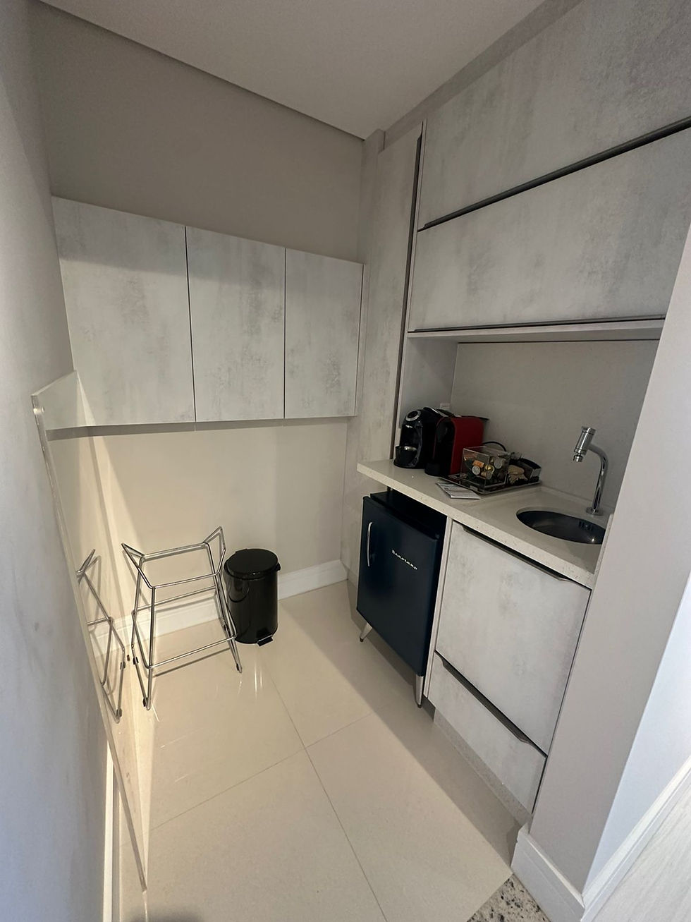 Miniatura: Sala comercial Aérea