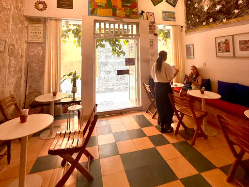 Mientras in Cartagena, Colombia