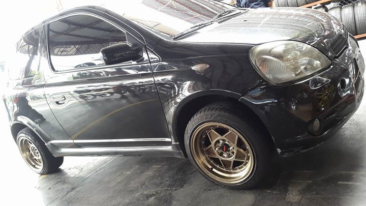 TIRANDO SALSA CON SUS RINES 15×8
