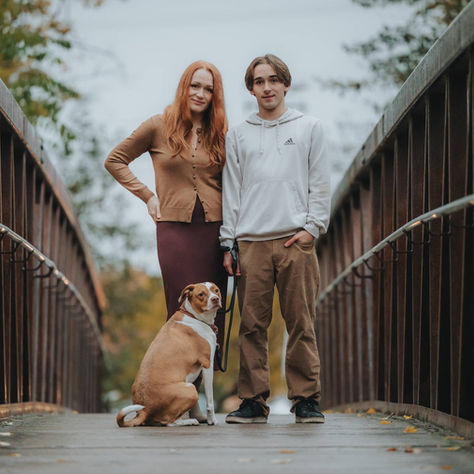 Family Photo Session | Family Photographer Kelowna - Fall Photo Session at Mission Creek Park