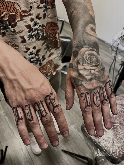 pirkstu tetovējumi rīga