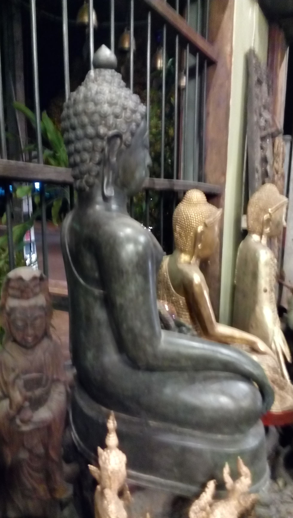 Thumbnail: Bronze Buddha