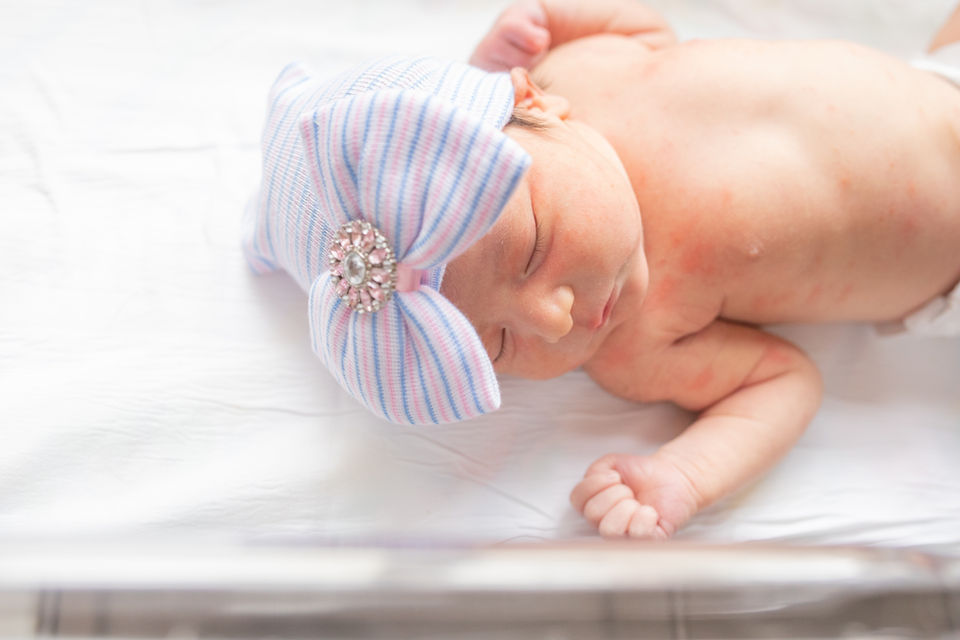 corpus christi fresh 48 photography, fresh 48 photographer near me, professional fresh 48 photos, professional newborn hospital photography