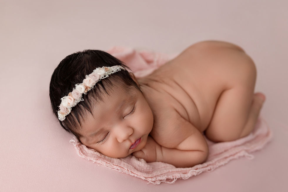 How to Choose a Newborn Photographer in Corpus Christi | What Every Parent Should Know
