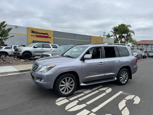 2011 Lexus LX 570