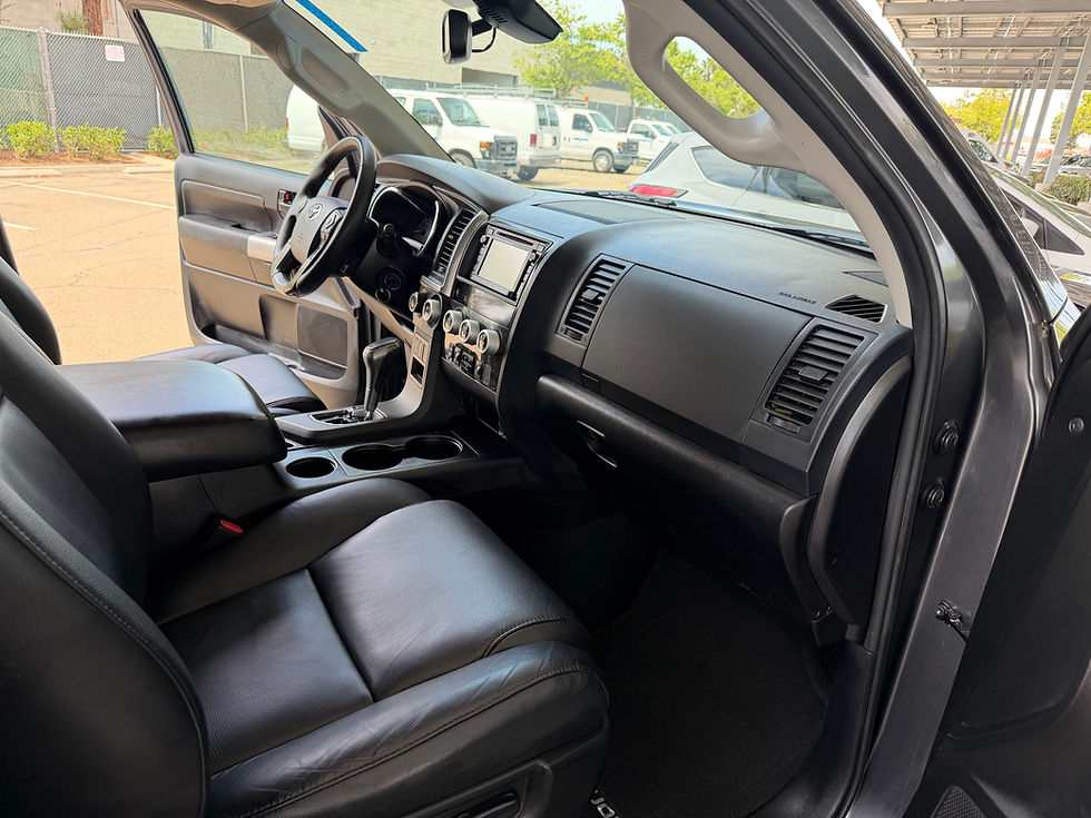 Thumbnail: 2018 Toyota Sequoia TRD SPORT 4X4