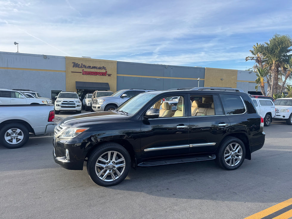 Thumbnail: 2013 Lexus LX 570