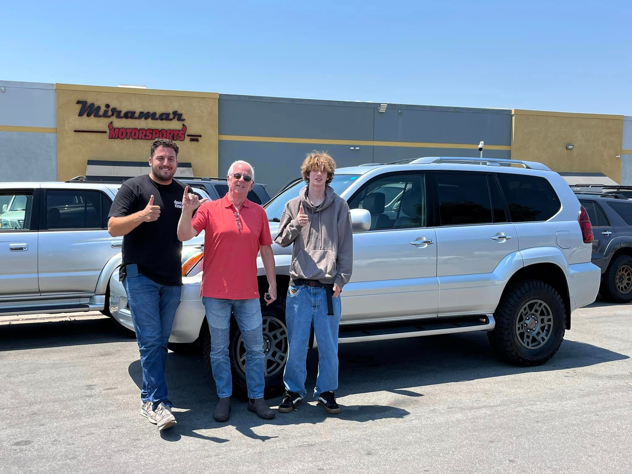 2009 Lexus GX 470 w/ Dobinsons Suspension