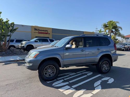 2006 Lexus GX 470 w/ Old Man Emu MT64 Suspension | miramarmotorsports