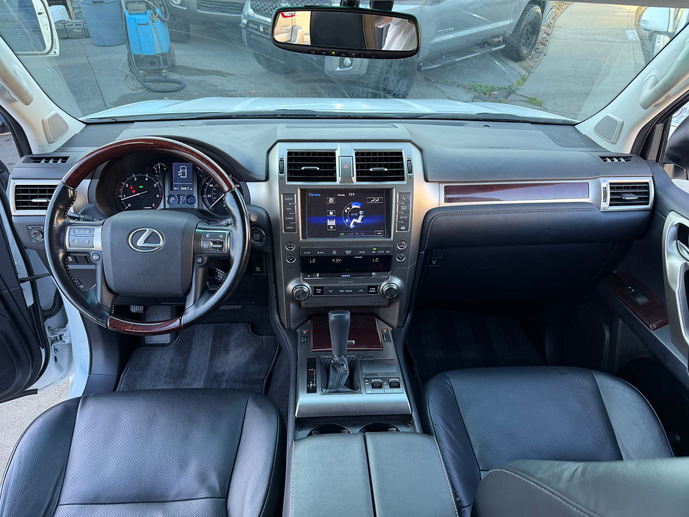 Thumbnail: 2017 Lexus GX 460 Premium