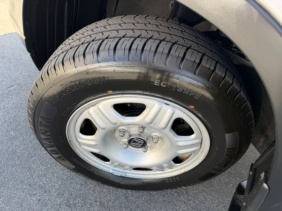 Thumbnail: 2005 Honda CR-V LX FWD w/ 64k Miles