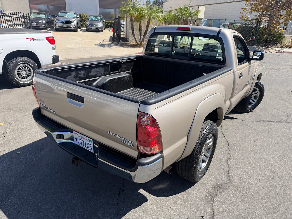 2006 Toyota Tacoma PreRunner - Photo 9