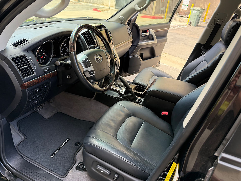 Thumbnail: 2013 Toyota Land Cruiser