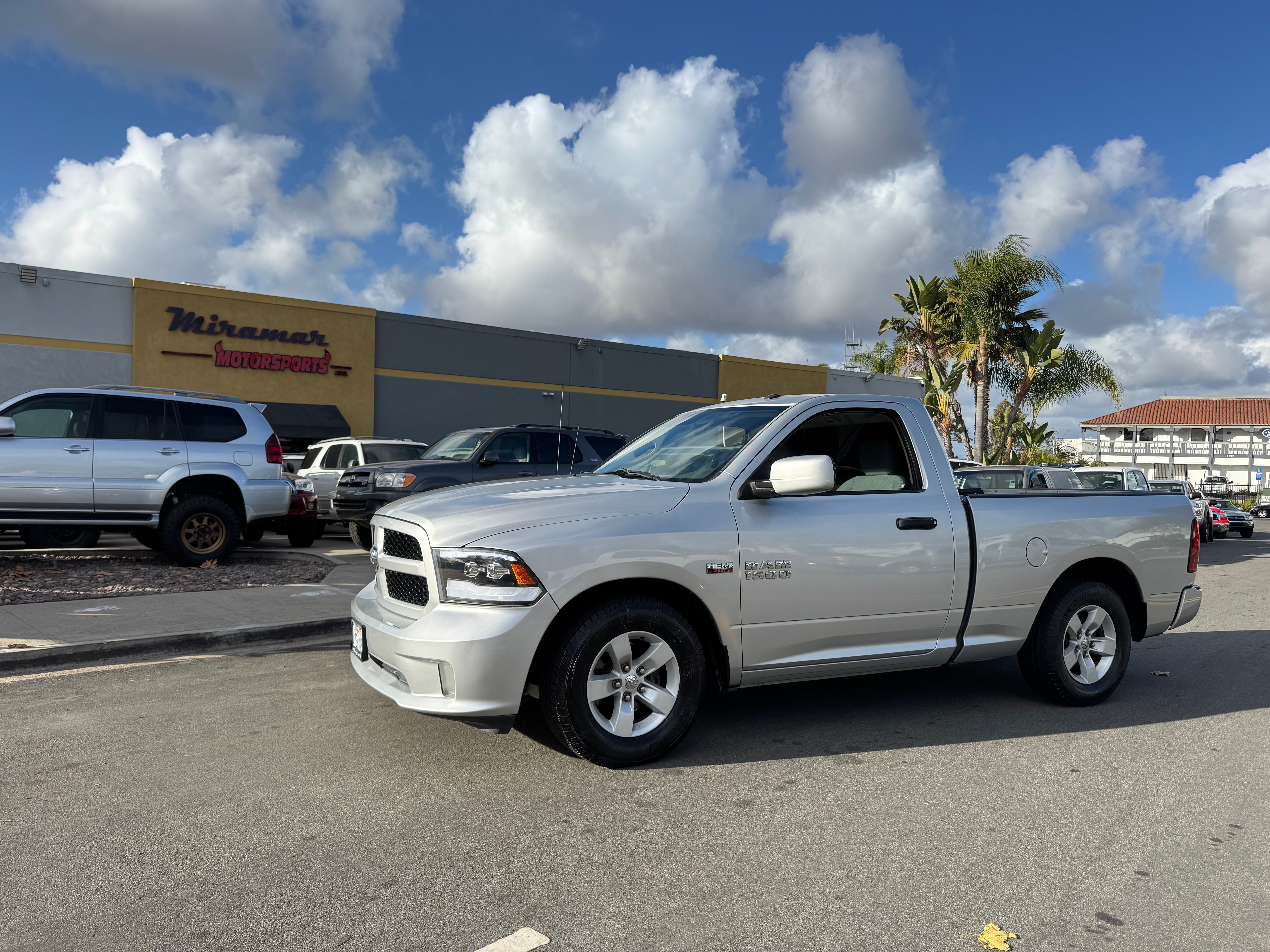 2016 RAM 1500 Express 5.7 Hemi