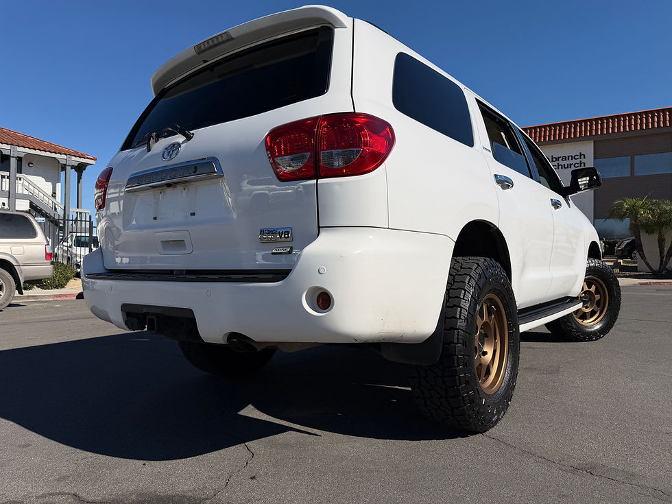 Thumbnail: 2016 Toyota Sequoia Limited 4x4