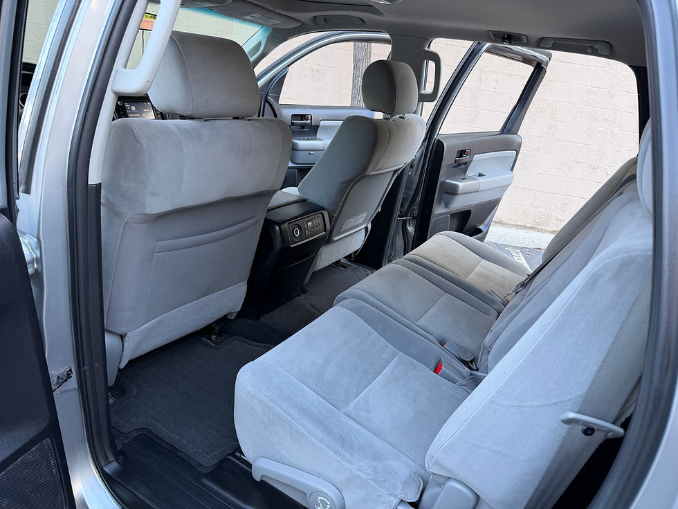 Thumbnail: 2014 Toyota Sequoia 4WD SR5 w/ GOBI RACK