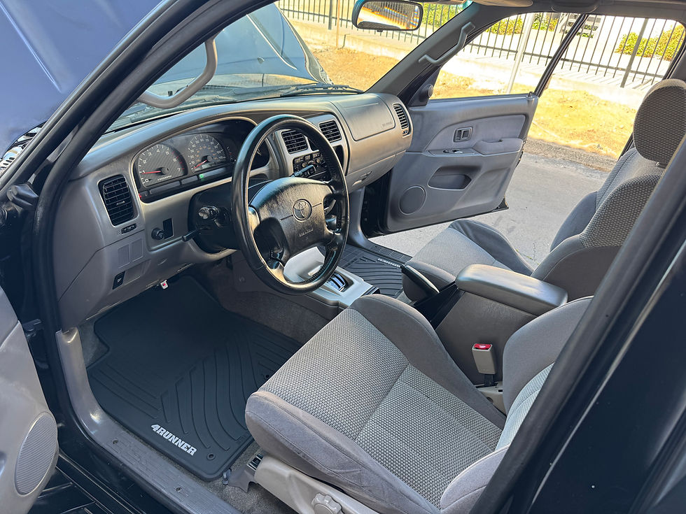 Thumbnail: 2002 Toyota 4Runner Sport 2WD