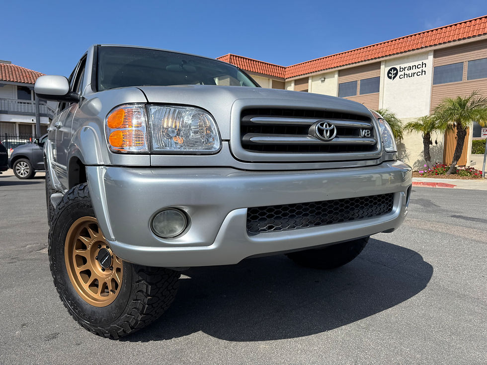 Thumbnail: 2002 Toyota Sequoia Limited 4x4