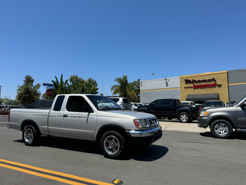 1998 Nissan Frontier