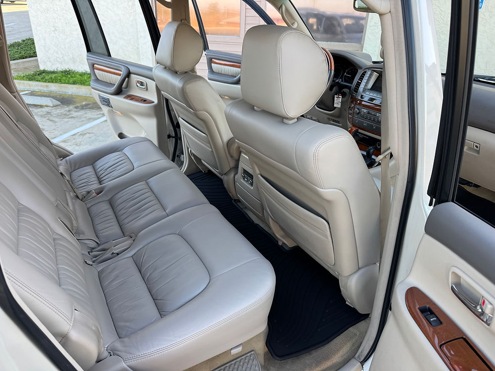 Thumbnail: 2004 Lexus LX 470