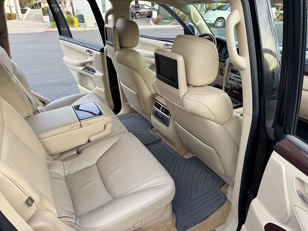 Thumbnail: 2013 Lexus LX 570
