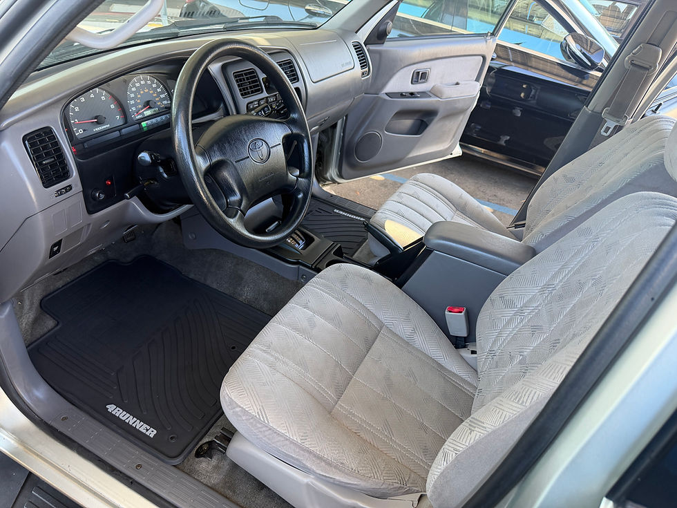 Thumbnail: 2002 Toyota 4Runner 2WD SR5