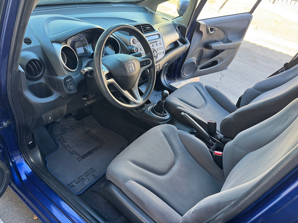 Thumbnail: 2013 Honda Fit 5-Speed