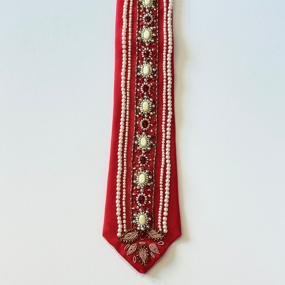 Thumbnail: Ornate Pearl Luxe  - Red