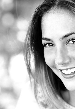 Smiling%20Lady_edited.jpg