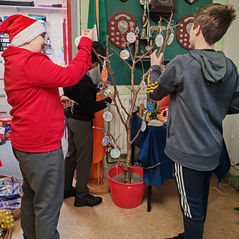 Jesse Tree: 1st yr Religion