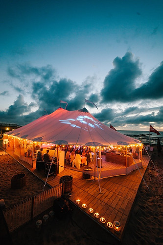 14x26m Silhouette tent C.jpg