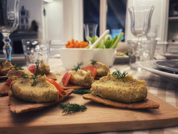 Hummus and wild fennel