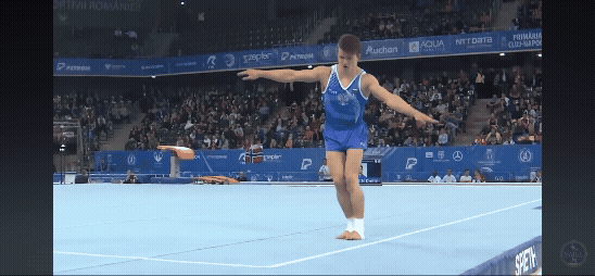 Stag hop Lankin CROP.gif