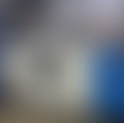 Rozładunek i Montaż Wtryskarki do Tworzyw Sztucznych w Łodzi