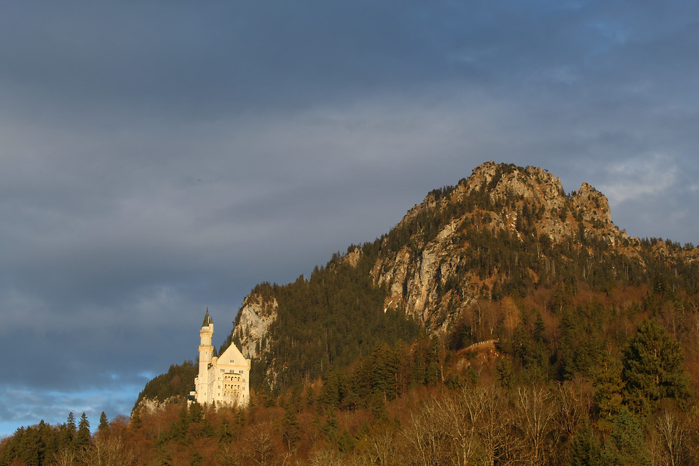 Descubre al castillo alemán Neuschwanstein en un día.