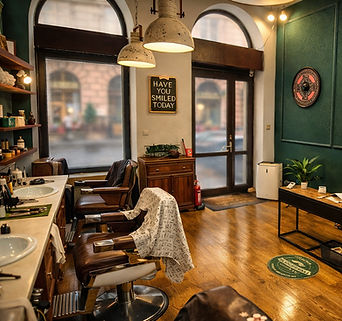 Men's haircut and grooming service in Budapest