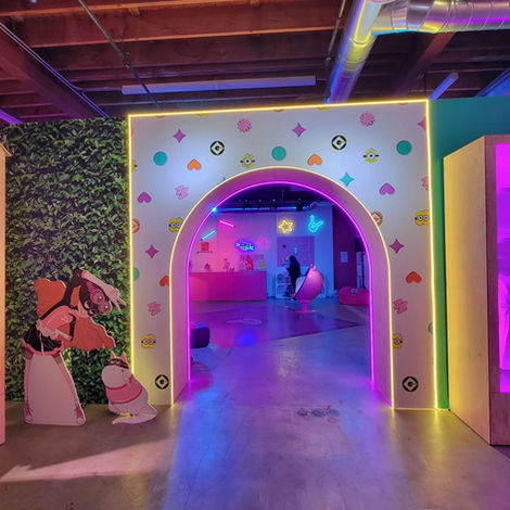 BTS x DM4 Pop-up in LA pt 2 #Bts #bangtan #Bangtanboys #bangtansonyeondan #btsxdm4 #army #btsarmy #armybts #btsminions #BTSJin #jinbts #btssuga #btsrm #btsjhope #btsjungkook #btsV #btsyoongi #btsseokjin #btsnamjoon #btshoseok #btstaeh (2)
