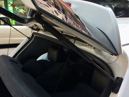 汽車用氣壓撐 (Gas Spring)