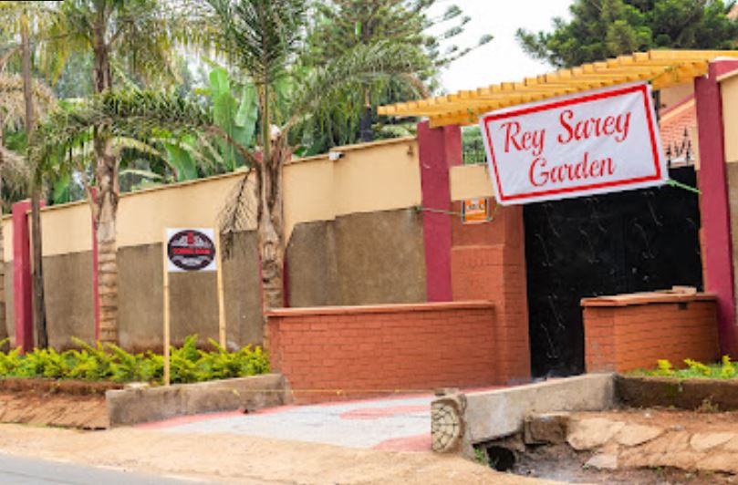 Rey sarey Garden in Thome 