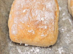 Úžasná rychlá domácí ciabatta – snadný recept bez hnětení