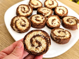 Jednoduchá nepečená kokosová roláda