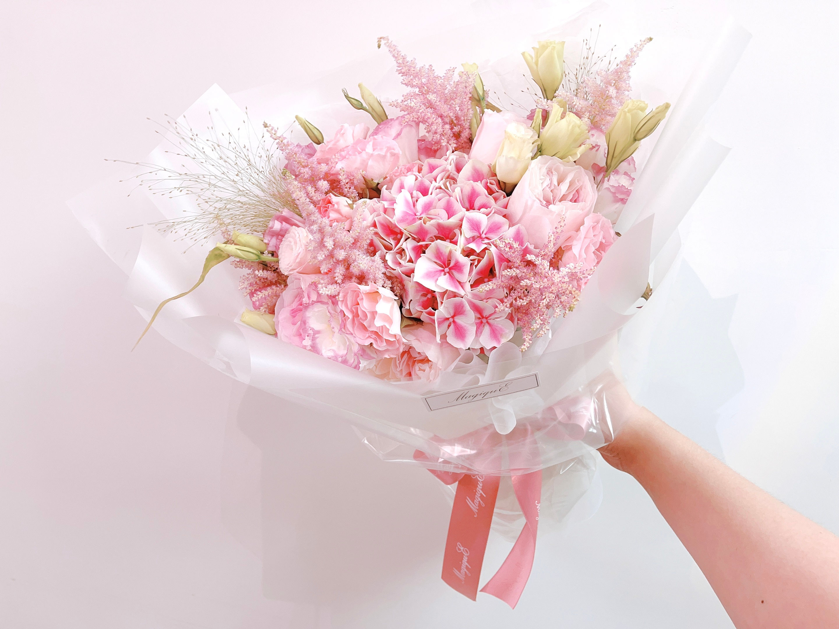 荷蘭漸變粉繡球配泡盛花鮮花花束