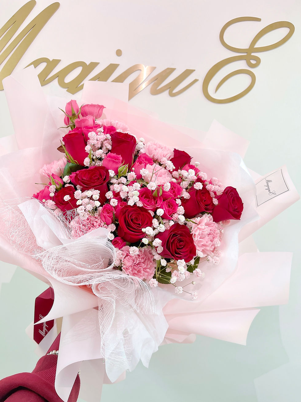 縮圖：甜美風粉系紅玫瑰鮮花花束