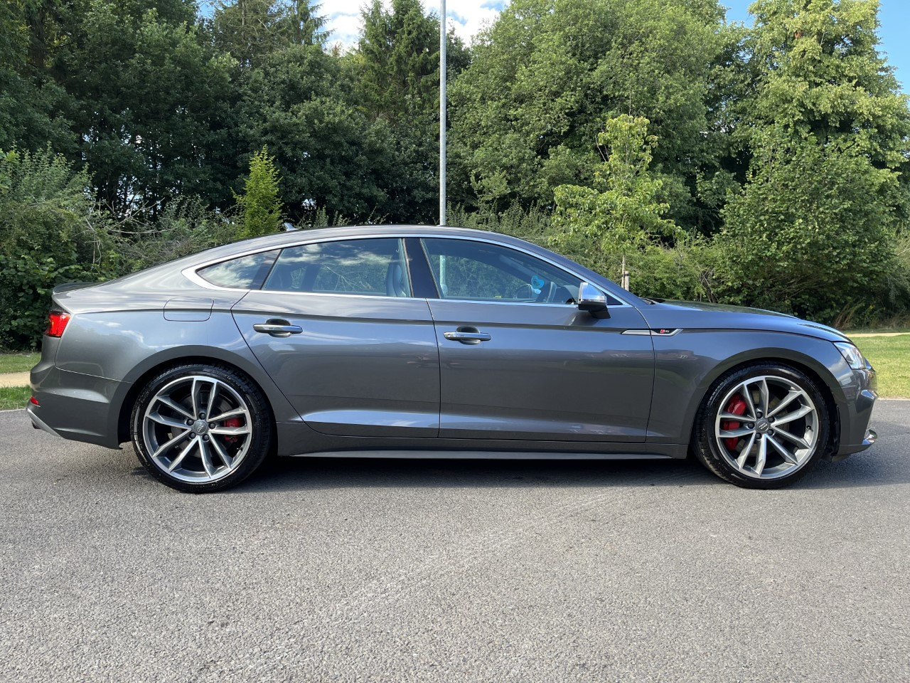 *SOLD* Audi S5 3.0L TFSI V6 SportbackTiptronic Quattro