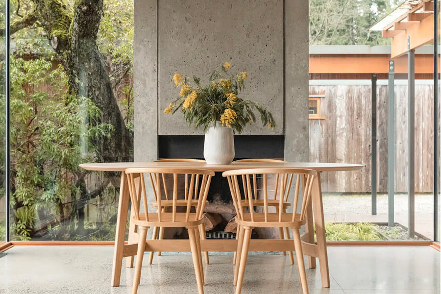 Table salle à manger rectangulaire arrondie 6 à 8 places en bois de chêne Trie